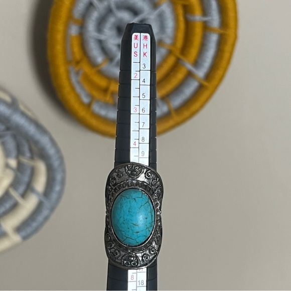 vintage boho engraved silver ring with turquoise stone - Picture 14 of 15